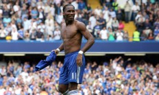 开云体育官网-蒂亚戈的加冕之夜，当洪都拉斯防线在统治级数据前崩塌