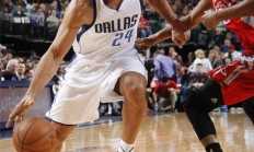 开云足球直播-包含小牛老将全面发威，帮助球队逆转比赛的词条