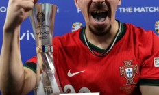 开云体育登录-欧洲杯预选赛为球员带来怎样的挑战和机遇？的简单介绍