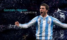 开云体育中国官网-新王当立，皮亚斯特里神级驾驶助迈凯伦绝地翻盘，索伯王朝一夜倾覆