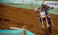 开云体育平台APP-赛道与绿茵的交汇，当F1引擎轰鸣亚特兰大，曼城王朝的隐喻