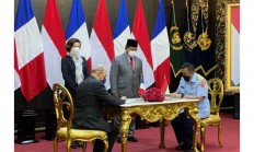 开云体育APP下载-韩国羽毛球队碾压法国羽毛球队，陶菲克三分雨点燃全场的简单介绍