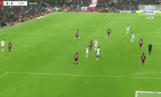 开云体育官方网站-强者恒强！足球场上的豪门对抗