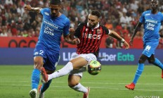 开云体育视频直播-尼斯队在主场比赛中大获胜利