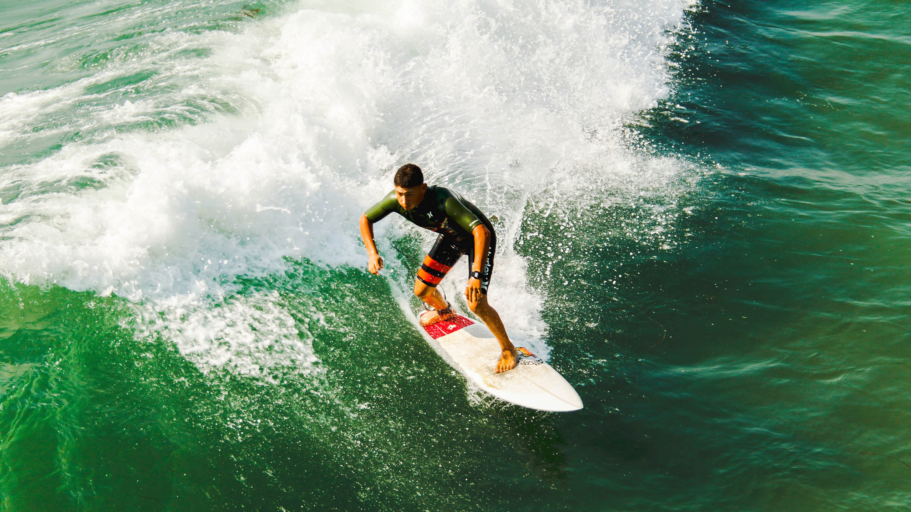 双线战场，勇士横扫辽宁，哈登于焦点之战封神