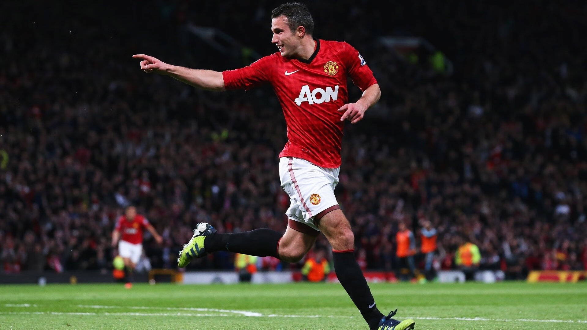 杰伦·格林爆发点燃全场，广东队提前终结悬念力克老鹰