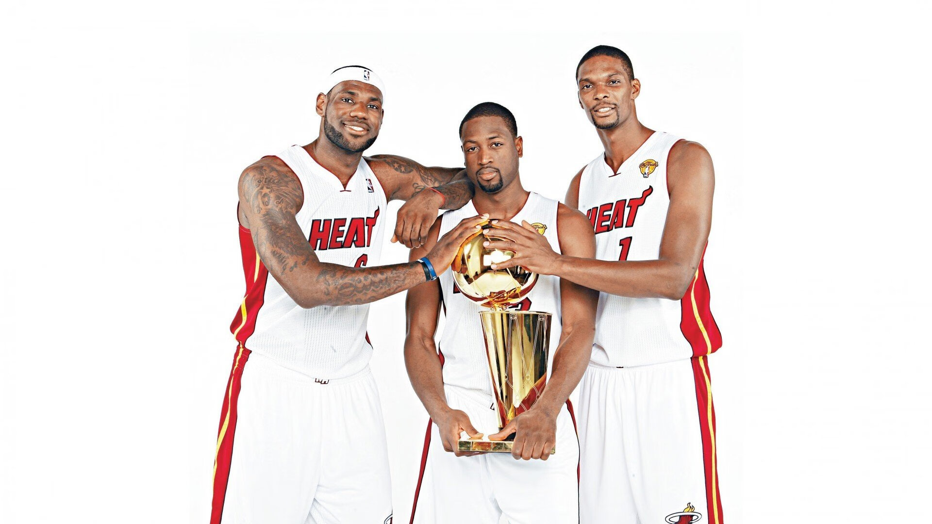 绝境绽放，布伦森扛起上海队，连续得分狂潮压制76人